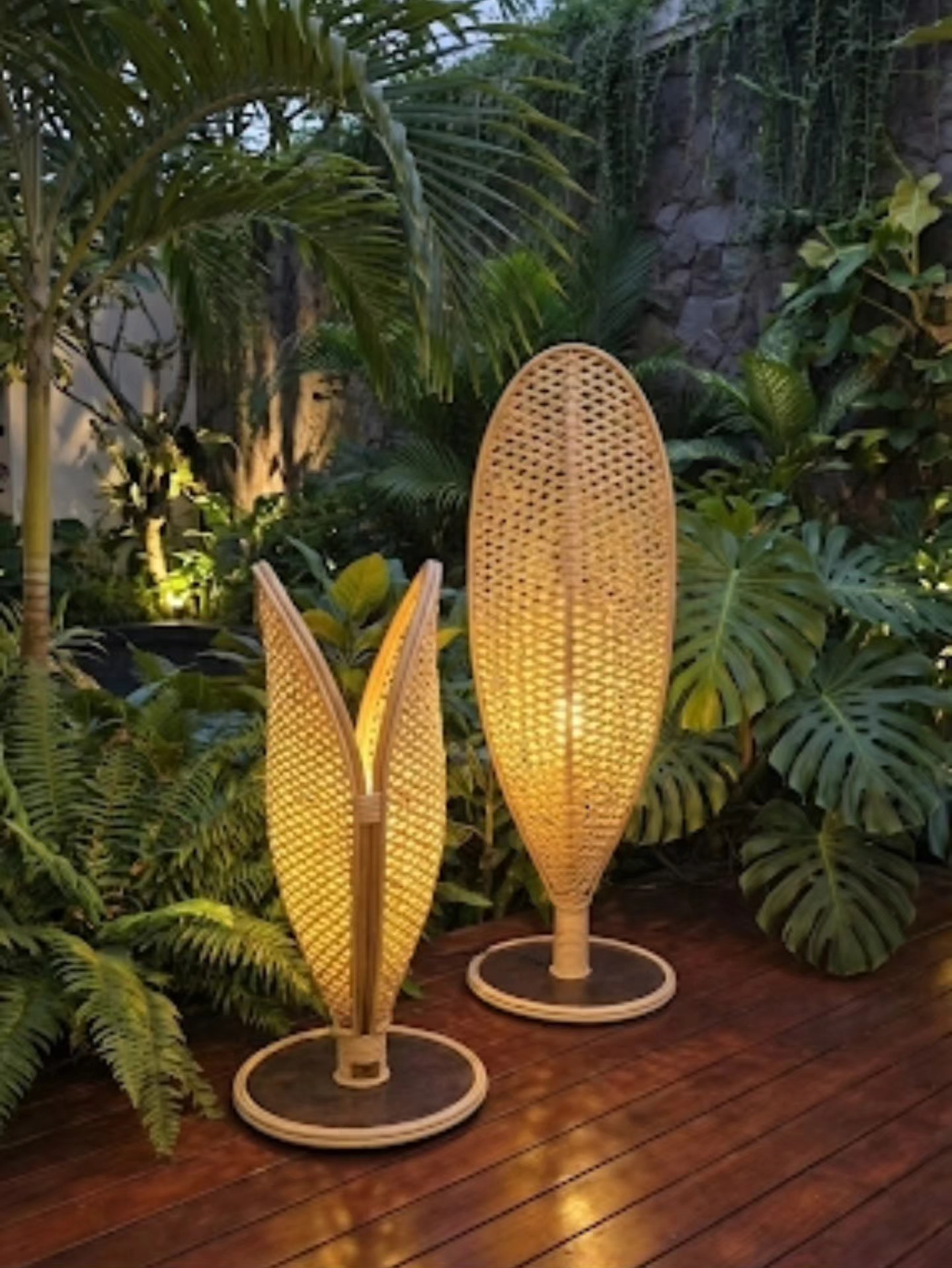 Lampadaire Feuille Artisanale en Fibres Naturelles – Éclairage Ambiance Tropicale TAF001 – Image 4